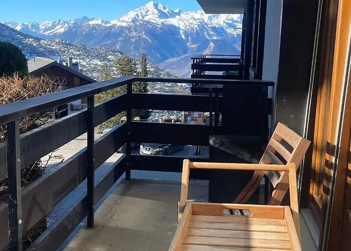 2 Pieces Διαμέρισμα *